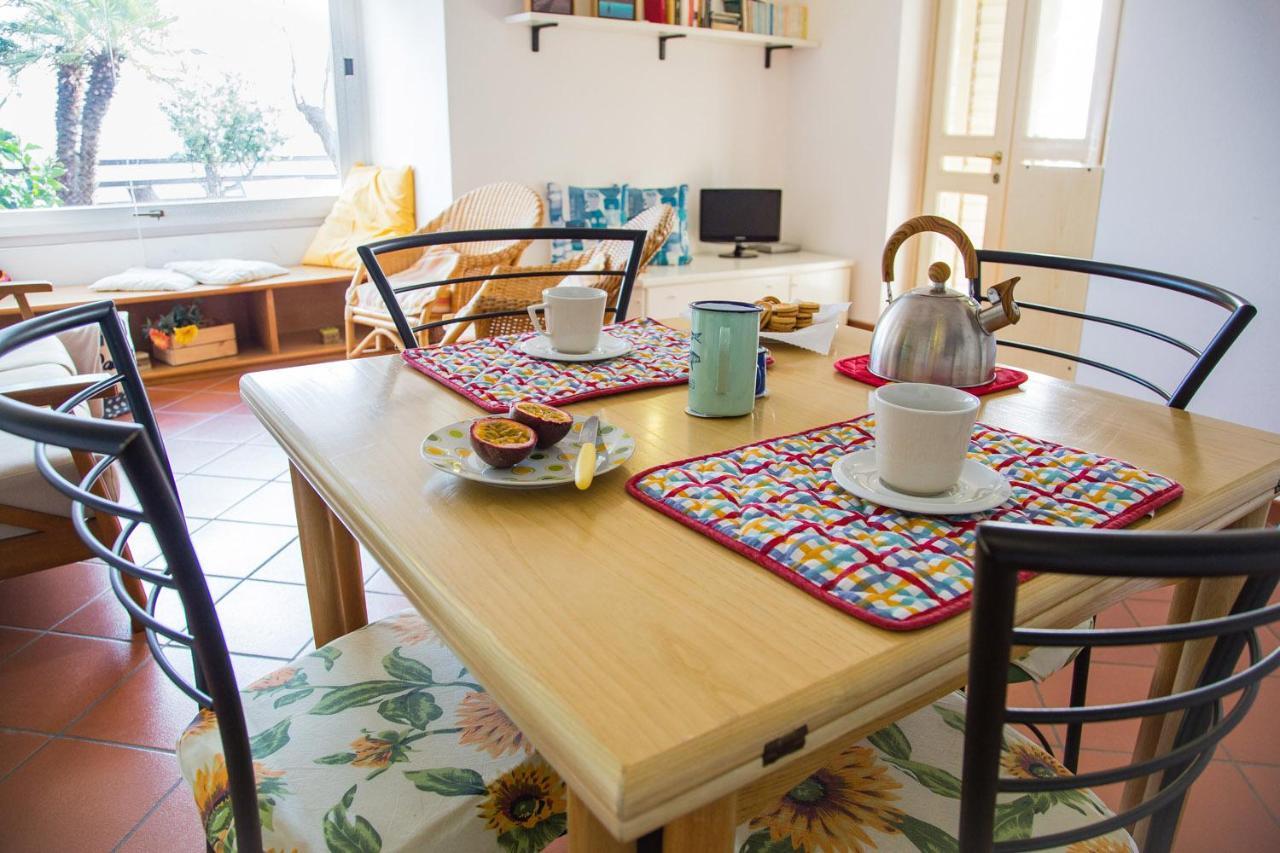 Ferienwohnung Casa Delta Delle Acque Vista Spettacolare E Giardino Cala Gonone Exterior foto